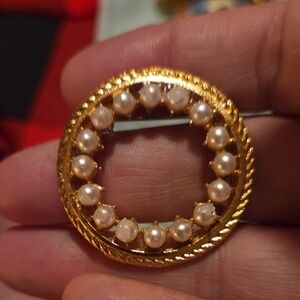 Vintage Faux Gold Pearl Brooch